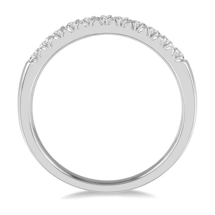 1/4 Ctw 11 Stone Round Cut Diamond Wedding Band in 14K White Gold