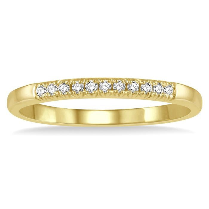 1/10 Ctw 11 Stone Round Cut Diamond Wedding Band in 14K Yellow Gold