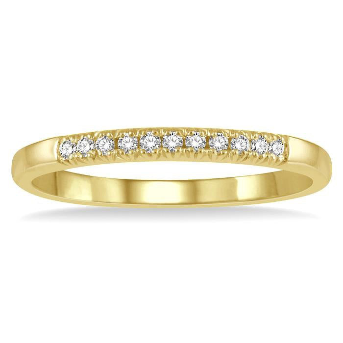 1/10 Ctw 11 Stone Round Cut Diamond Wedding Band in 14K Yellow Gold