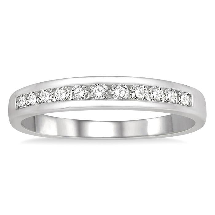 1/4 Ctw Channel Set 11 Stone Round Cut Diamond Wedding Band in Platinum