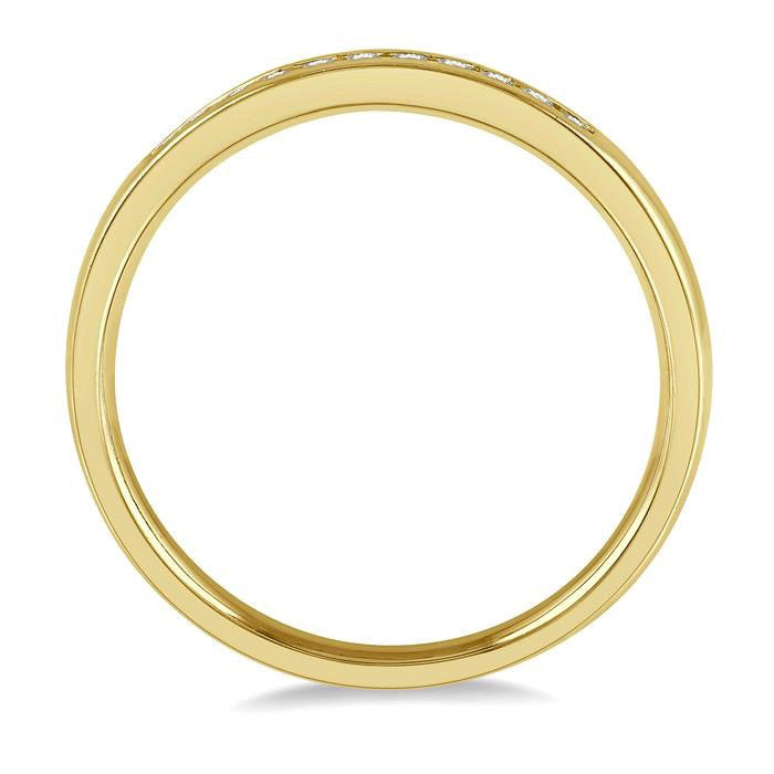 1/10 Ctw Channel Set 11 Stone Round Cut Diamond Wedding Band in 14K Yellow Gold