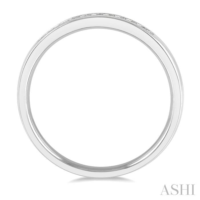 1/10 Ctw Channel Set 11 Stone Round Cut Diamond Wedding Band in 14K White Gold