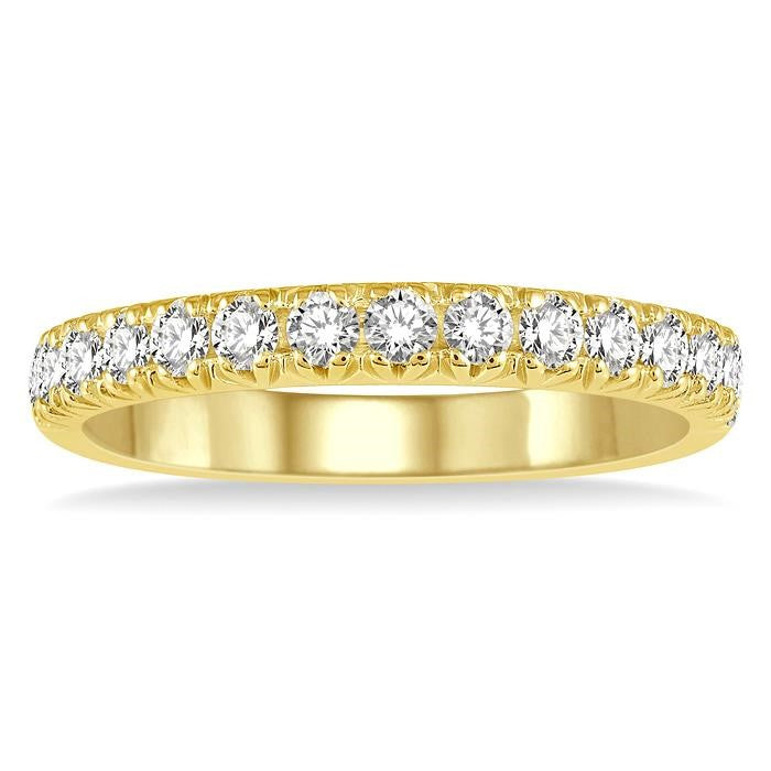 1/2 Ctw 15Stones Round Cut Diamond Wedding Band in 14K Yellow Gold