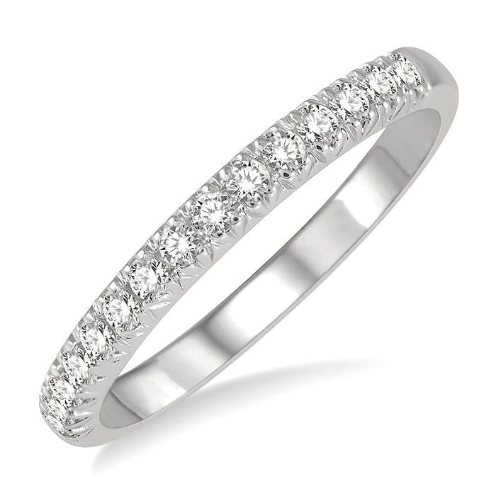 1/4 Ctw 15Stones Round Cut Diamond Wedding Band in 14K White Gold