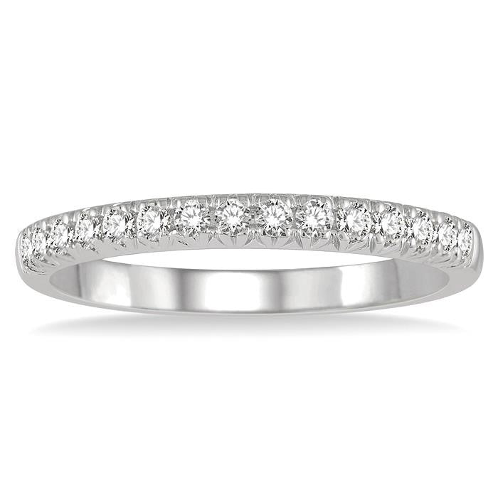 1/4 Ctw 15Stones Round Cut Diamond Wedding Band in 14K White Gold