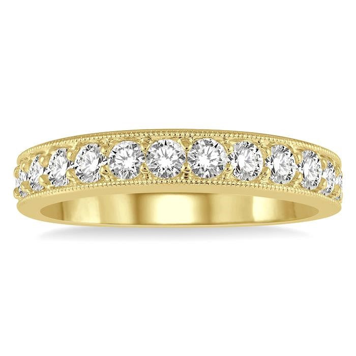 3/4 Ctw Round Cut Diamond Wedding Band in 14K Yellow Gold