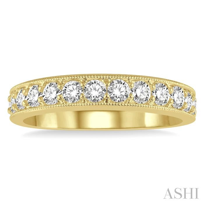 3/4 Ctw Round Cut Diamond Wedding Band in 14K Yellow Gold