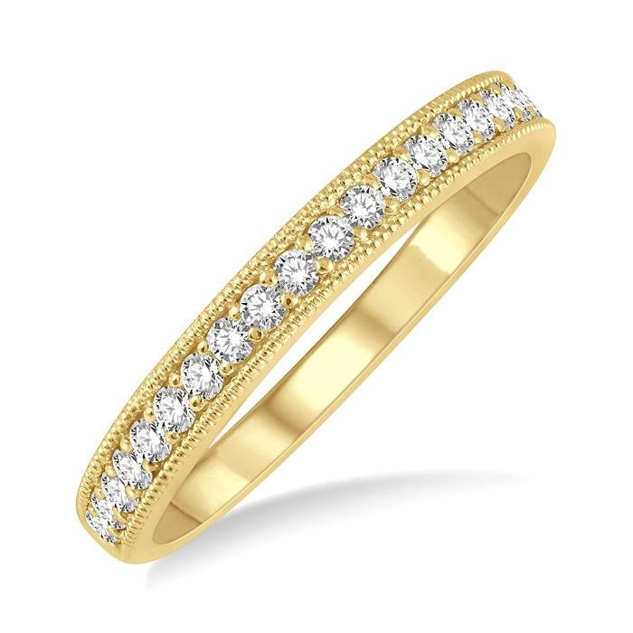 1/4 Ctw Round Cut Diamond Wedding Band in 14K Yellow Gold