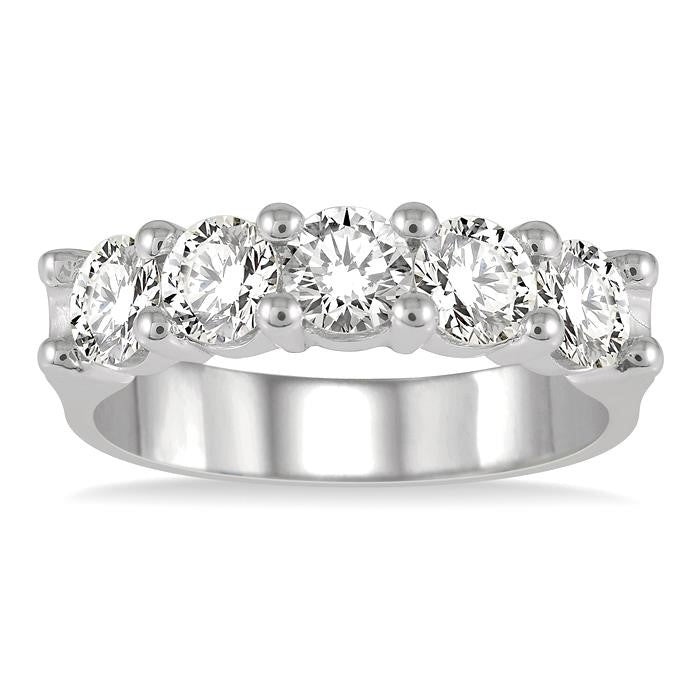1 1/2 Ctw 5 Stone Round Cut Diamond Wedding Band in 14K White Gold