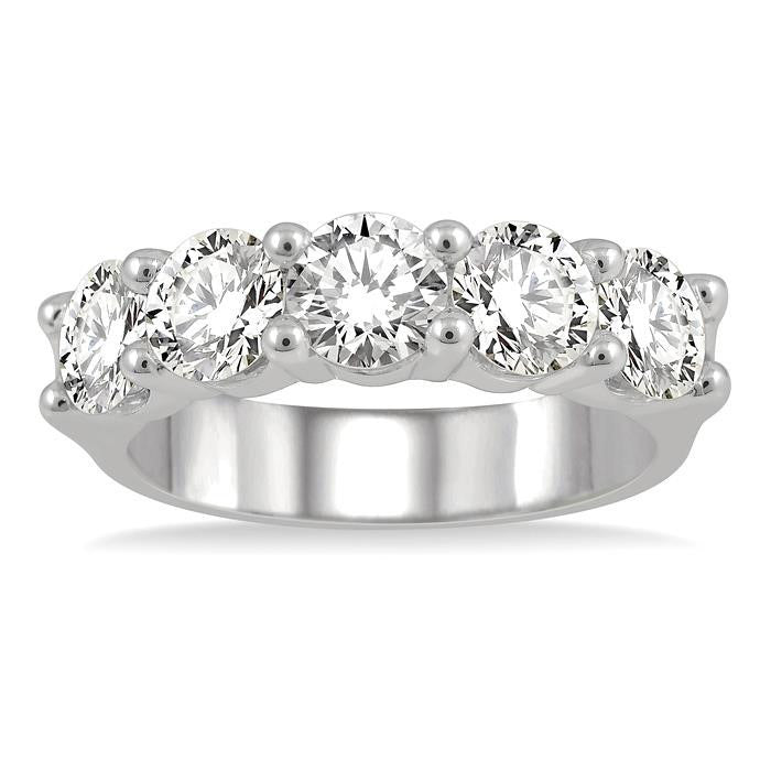 2 1/2 Ctw 5 Stone Round Cut Diamond Wedding Band in 14K White Gold