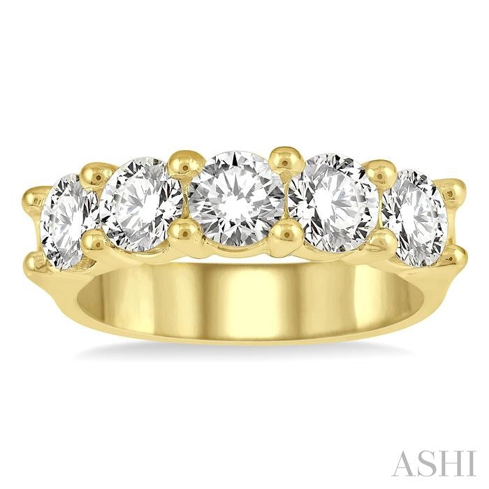 2 Ctw 5 Stone Round Cut Diamond Wedding Band in 14K Yellow Gold