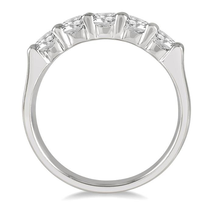Round Shape 5 Stone Diamond Wedding Band