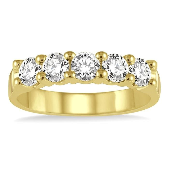 Round Shape 5 Stone Diamond Wedding Band
