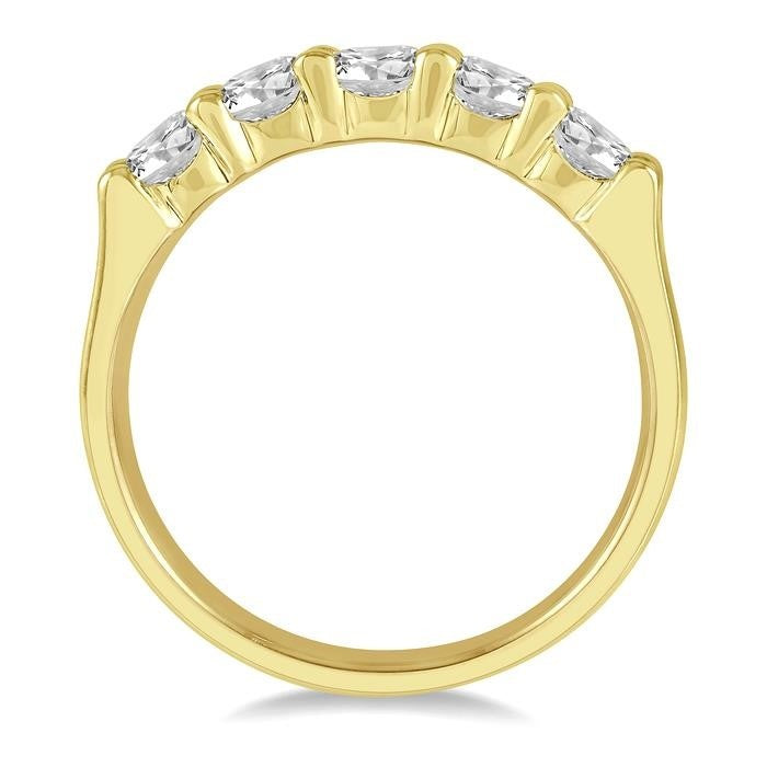 Round Shape 5 Stone Diamond Wedding Band