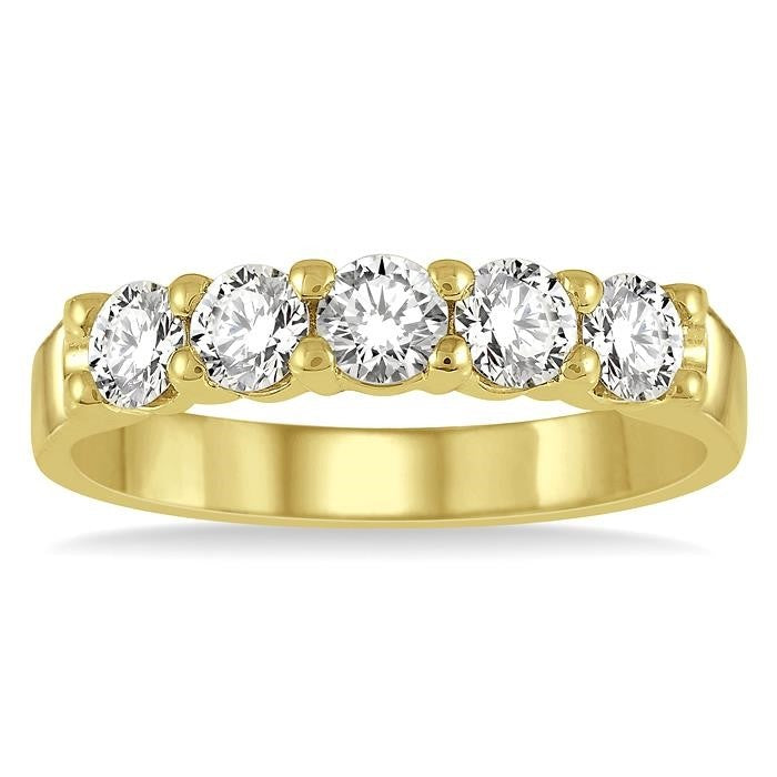 Round Shape 5 Stone Diamond Wedding Band