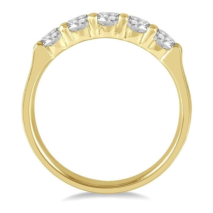 Round Shape 5 Stone Diamond Wedding Band