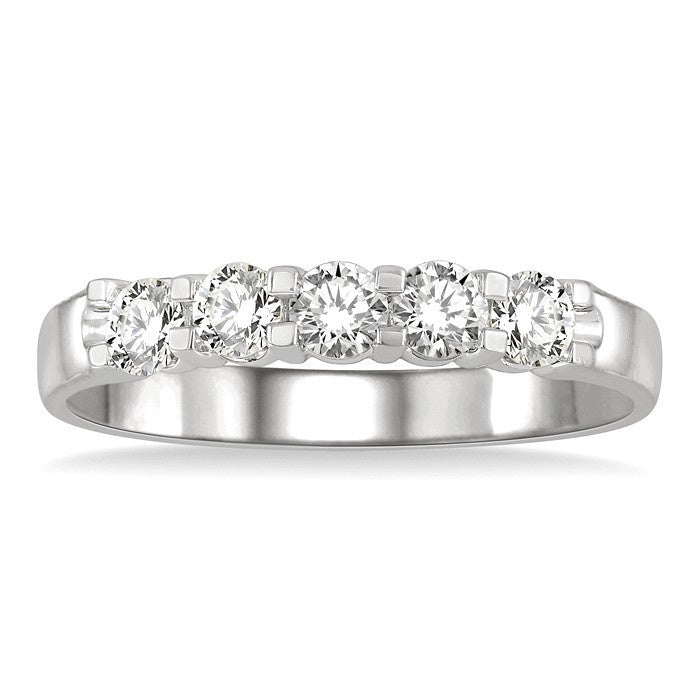 1/2 Ctw 5 Stone Round Cut Diamond Wedding Band in 14K White Gold
