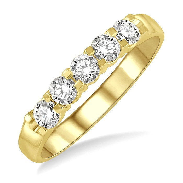 1/2 Ctw 5 Stone Round Cut Diamond Wedding Band in 14K Yellow Gold