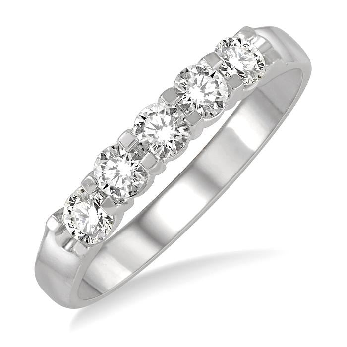 Round Shape 5 Stone Diamond Wedding Band