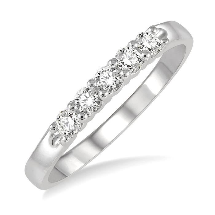 1/4 Ctw 5 Stone Round Cut Diamond Wedding Band in 14K White Gold