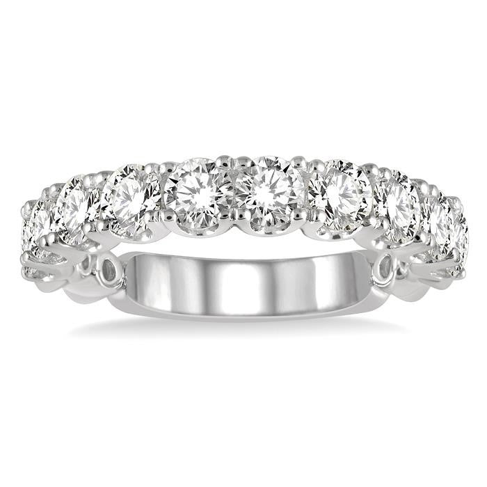 1 1/2 Ctw Lattice Round Cut Diamond Wedding Band in 14K White Gold