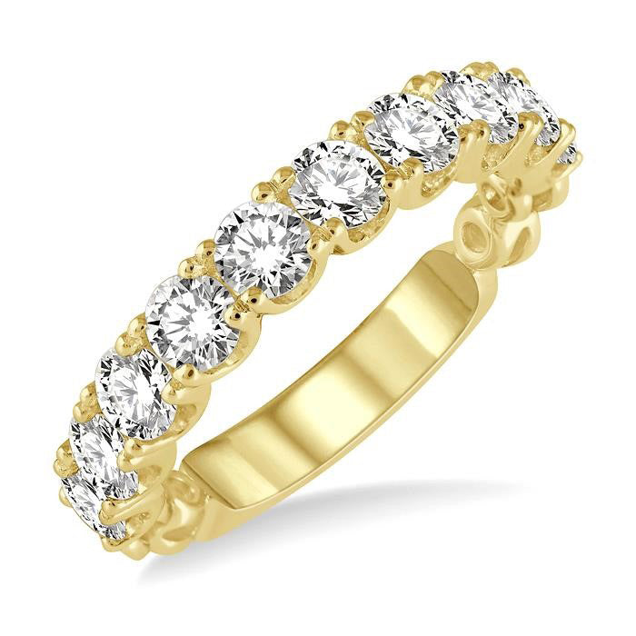 1 1/2 Ctw Lattice Round Cut Diamond Wedding Band in 14K Yellow Gold