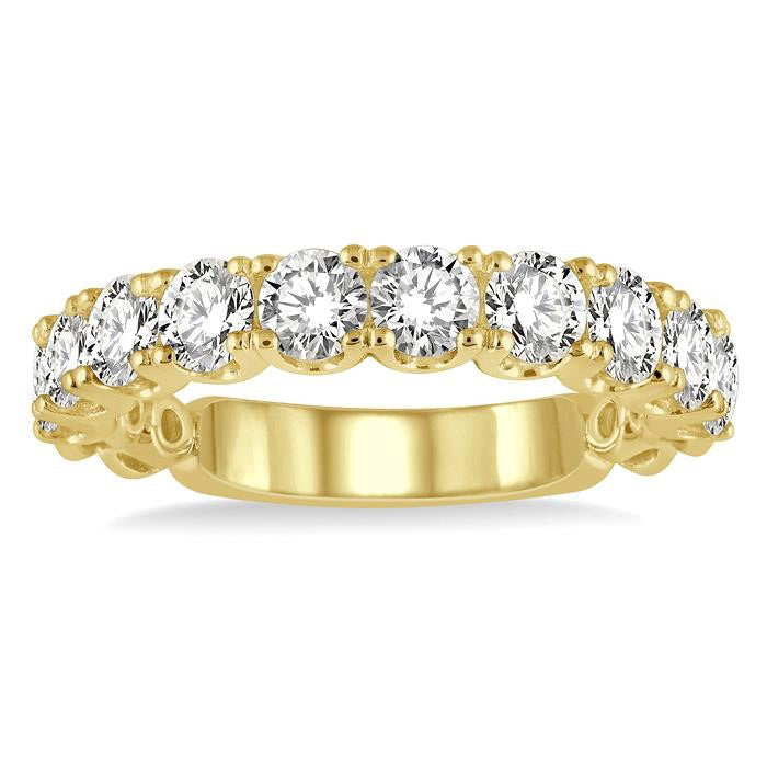 1 1/2 Ctw Lattice Round Cut Diamond Wedding Band in 14K Yellow Gold