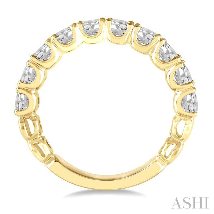1 1/2 Ctw Lattice Round Cut Diamond Wedding Band in 14K Yellow Gold