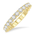3/4 Ctw Lattice Round Cut Diamond Wedding Band in 14K Yellow Gold