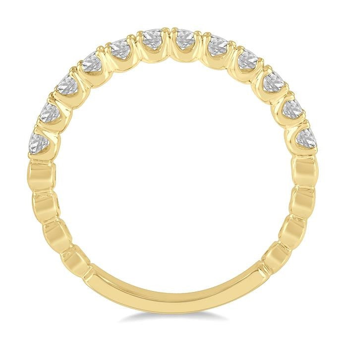 1/2 Ctw Lattice Round Cut Diamond Wedding Band in 14K Yellow Gold