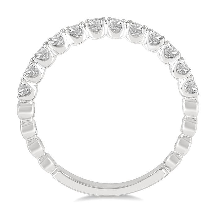 1/2 Ctw Lattice Round Cut Diamond Wedding Band in 14K White Gold
