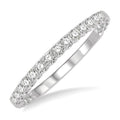 1/4 Ctw Lattice Round Cut Diamond Wedding Band in 14K White Gold