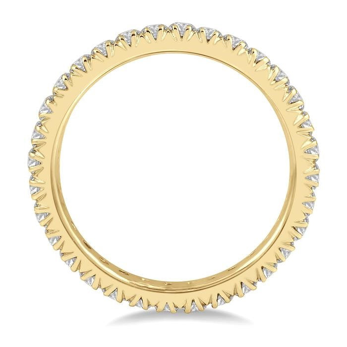1 Ctw Round Cut Diamond Eternity Wedding Band in 14K Yellow Gold