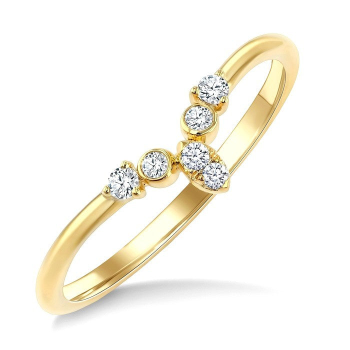 1/10 Ctw Chevron Round Cut Diamond Ring in 10K Yellow Gold