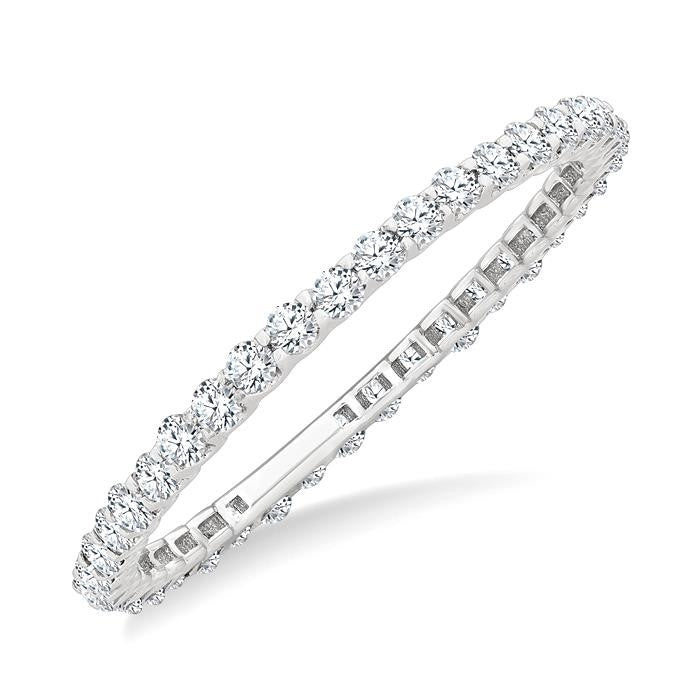 1/2 Ctw Round Cut Diamond Eternity Wedding Band in 14K White Gold