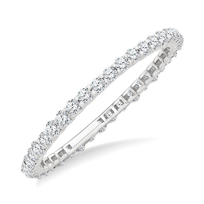 1/2 Ctw Round Cut Diamond Eternity Wedding Band in 14K White Gold