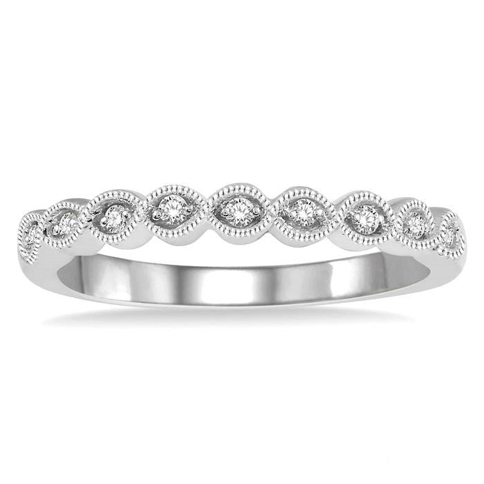 Pine Splendor Diamond Ring