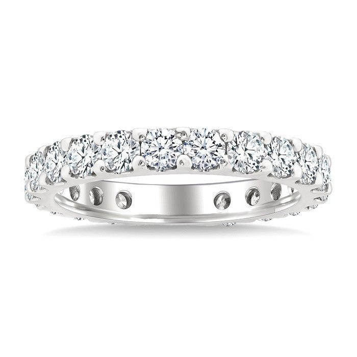 2 Ctw Round Cut Diamond Eternity Wedding Band in 14K White Gold