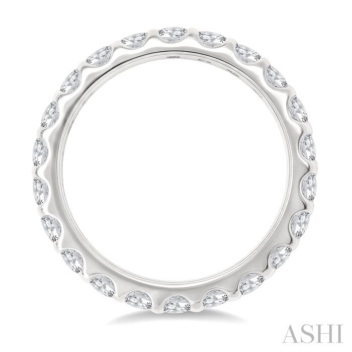 2 Ctw Round Cut Diamond Eternity Wedding Band in 14K White Gold