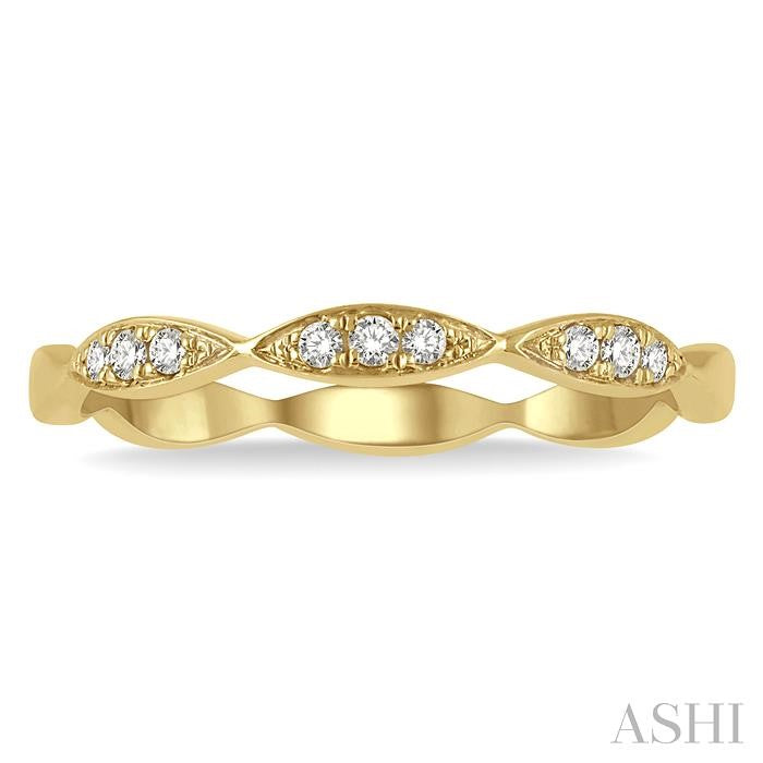 1/10 Ctw Marquise Lattice Round Cut Diamond Stackable Band in 14K Yellow Gold