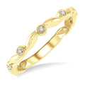 1/20 Ctw Curvy Leaf and Circular Mount Round Cut Diamond Stackable Fashion Band in 14K Yellow Gold