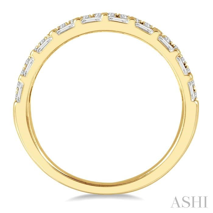 1/2 Ctw Parallel Row Baguette and Round Cut Diamond Stackable Fashion Band in 14K Yellow Gold