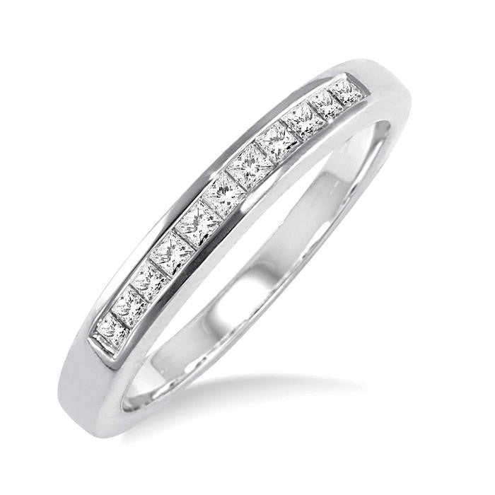 1/4 Ctw Princess Cut Diamond Wedding Band in 14K White Gold