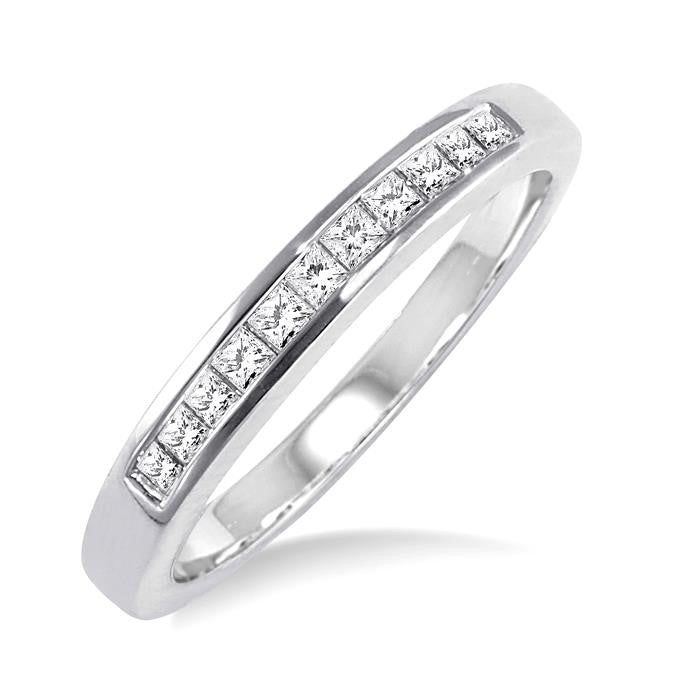 1/4 Ctw Princess Cut Diamond Wedding Band in 14K White Gold