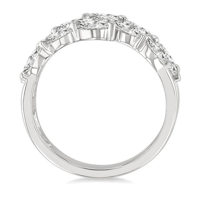 Serenity Diamond Ring in Metal