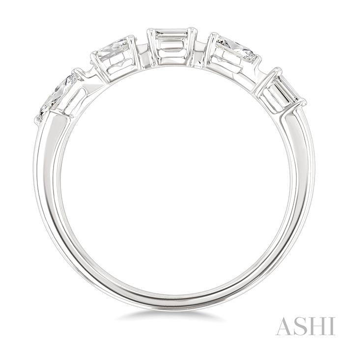 Harmony Diamond Jewelry in Metal