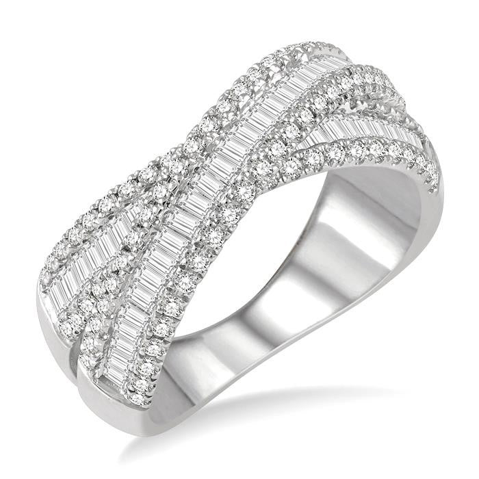 1 1/4 Ctw Split Cross Over Baguette and Round Cut Diamond Fashion Ring in 14K White Gold