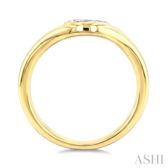 1/4 Ctw Oval Cut Diamond Curved Solitaire Ring in 14K Yellow Gold