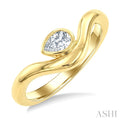 1/4 Ctw Pear Cut Diamond Curved Solitaire Ring in 14K Yellow Gold