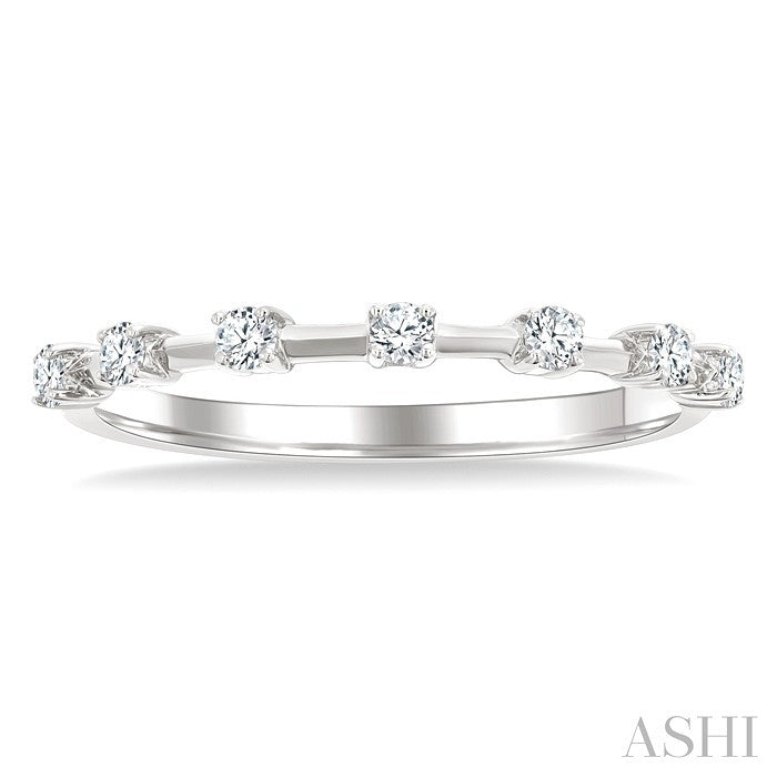 1/5 Ctw Round Cut Diamond Fashion Band in 14K White Gold